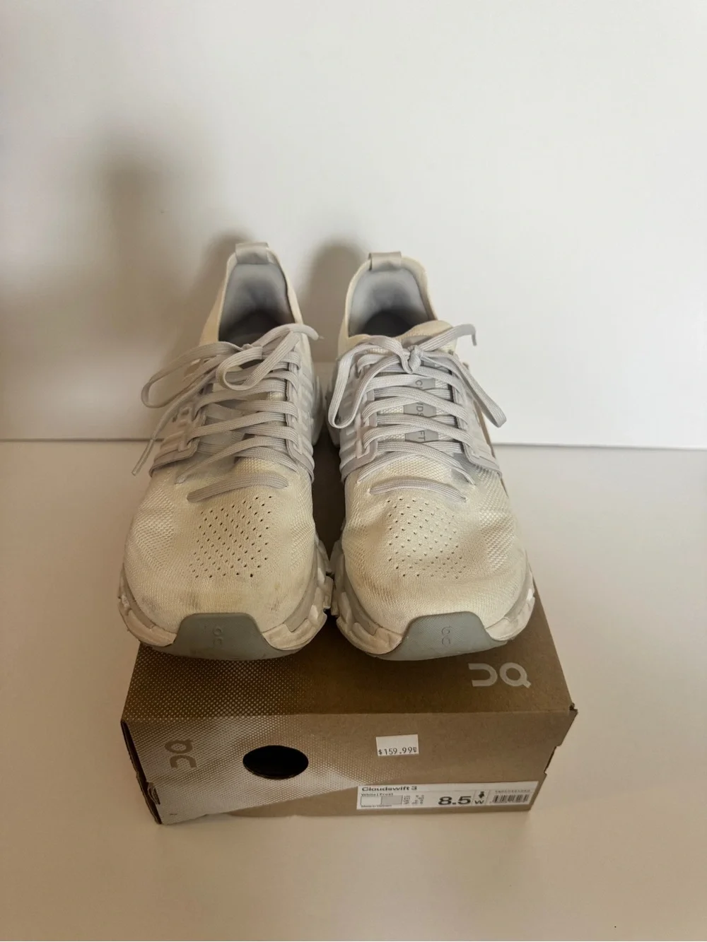 On Cloudswift 3 Women's Athletic Running Shoes - White size 8.5